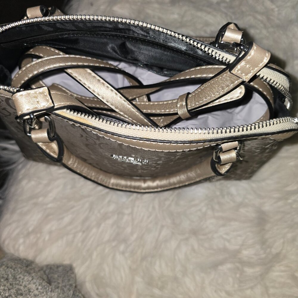 GUESS HANDBAG - Picture 2 of 5